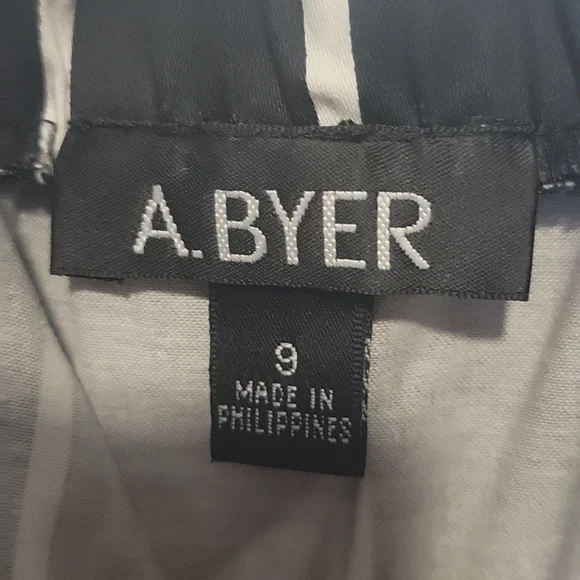 Sweetheart neckline strapless dress-NWT! - Picture 3 of 7